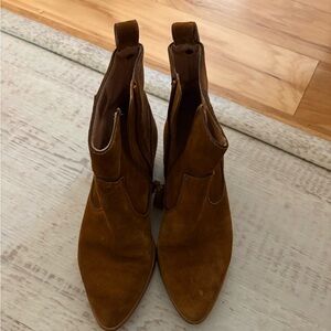 Good used condition Veronica Beard suede ankle boots. Size 7. SALE